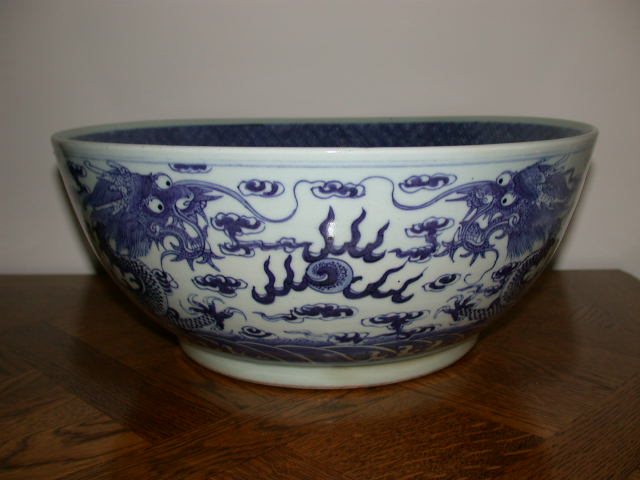 Antique Chinese B&W Bowl